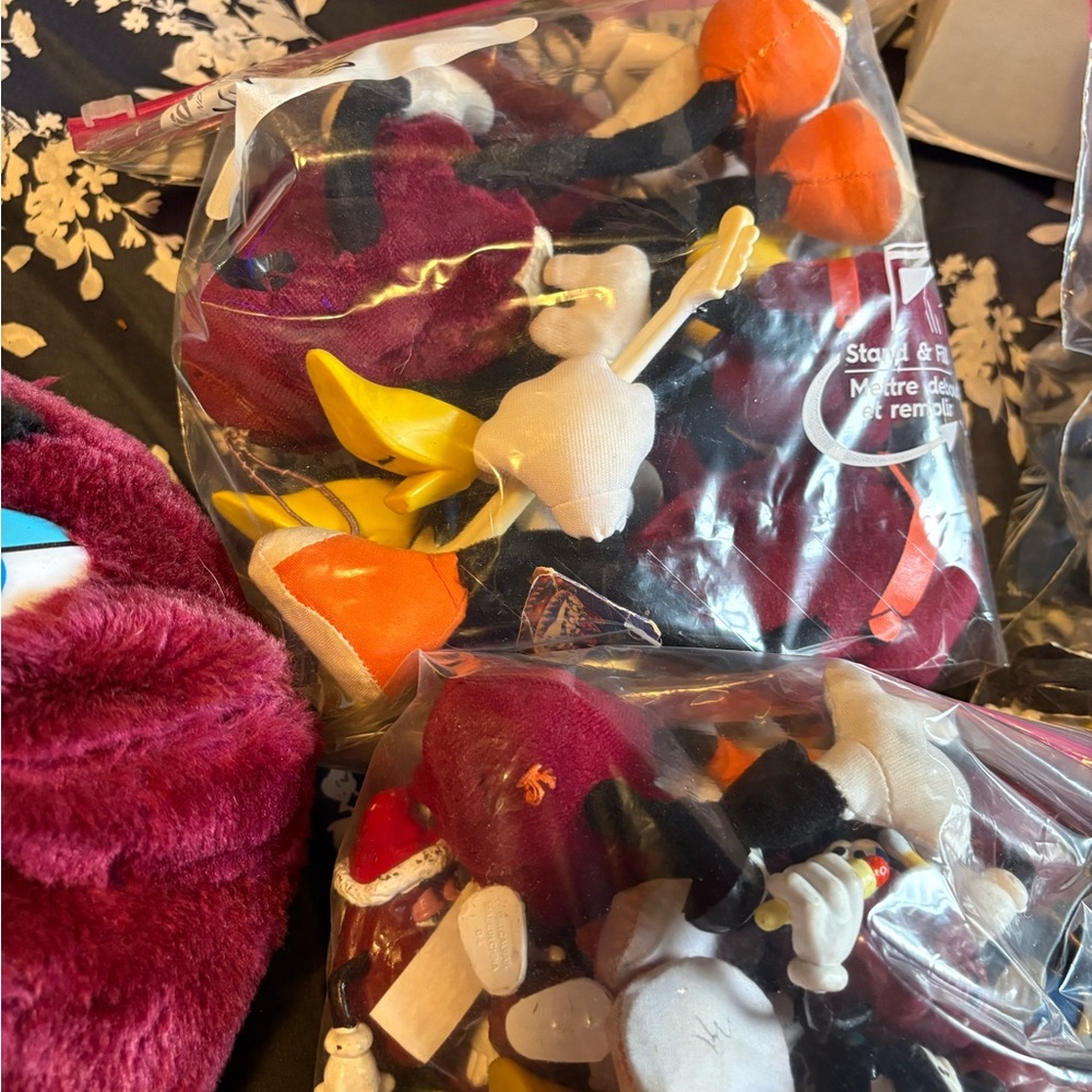 Huge ACME California Raisins collection lot - Picture 6 of 7